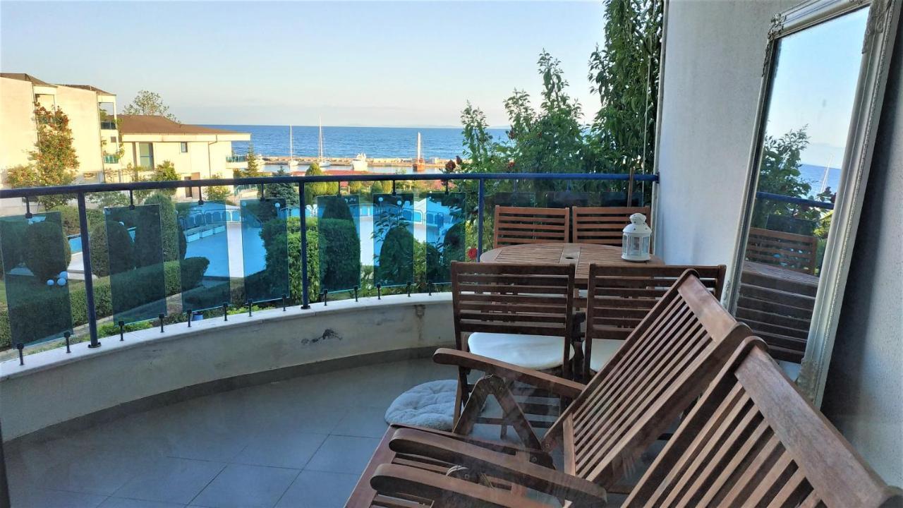 Baratero Vlas Marina Apartment Sveti Vlas Exterior photo