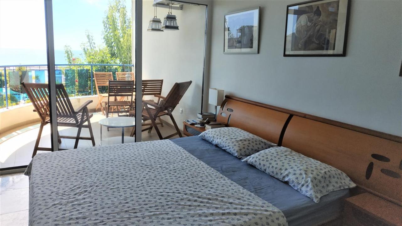 Baratero Vlas Marina Apartment Sveti Vlas Exterior photo