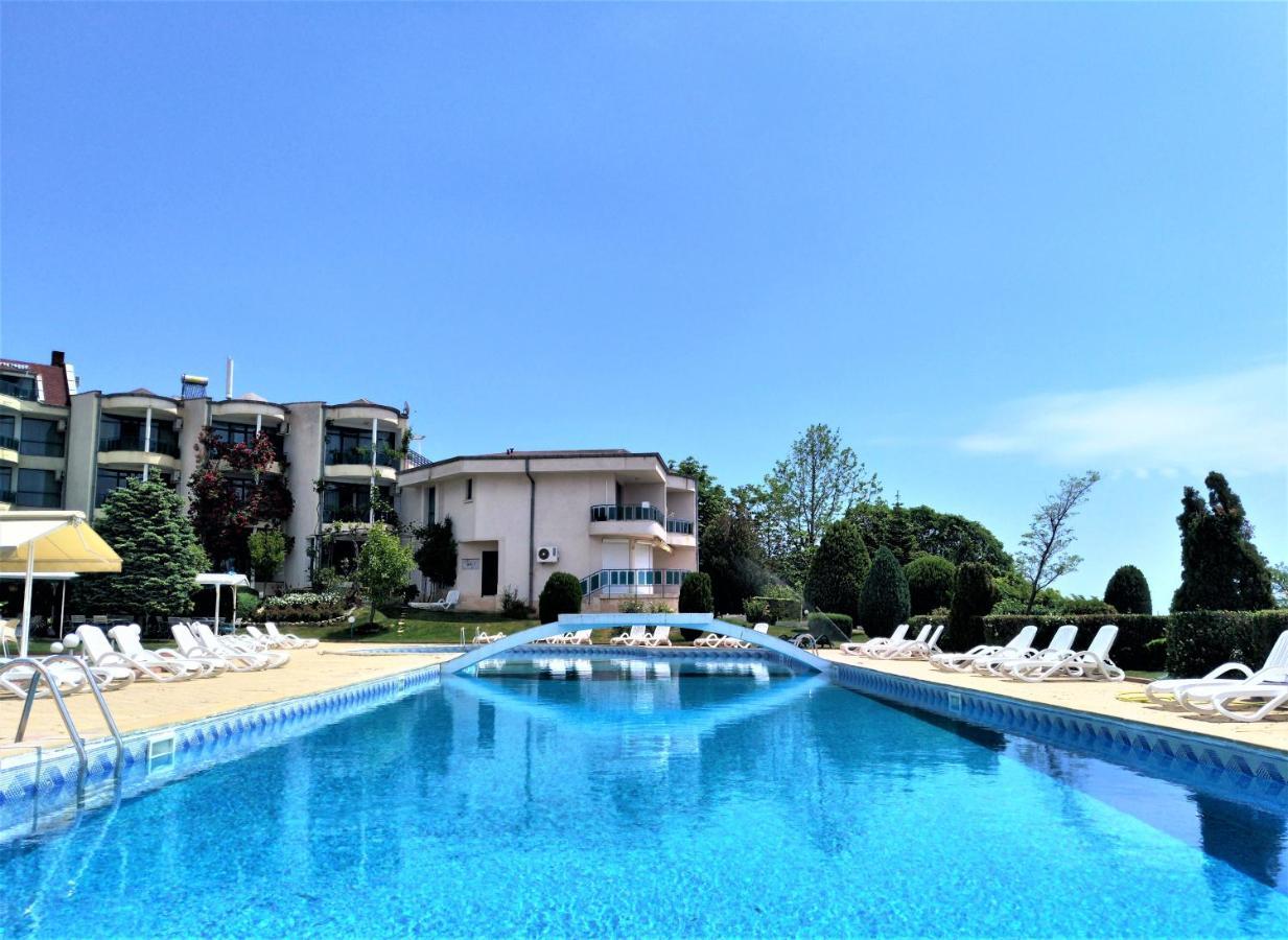 Baratero Vlas Marina Apartment Sveti Vlas Exterior photo