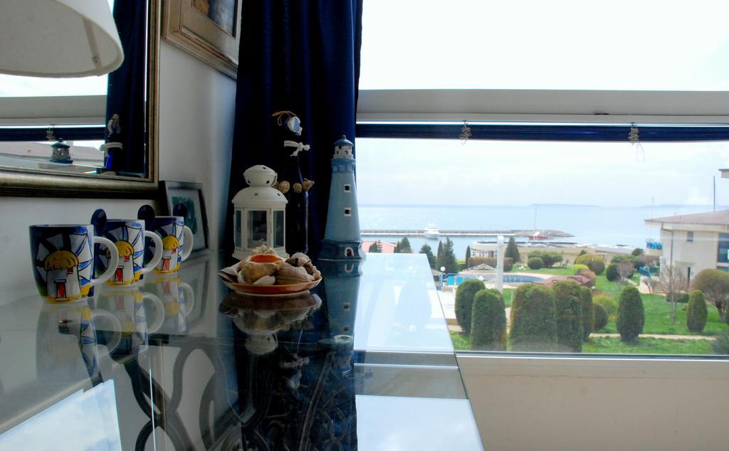 Baratero Vlas Marina Apartment Sveti Vlas Exterior photo