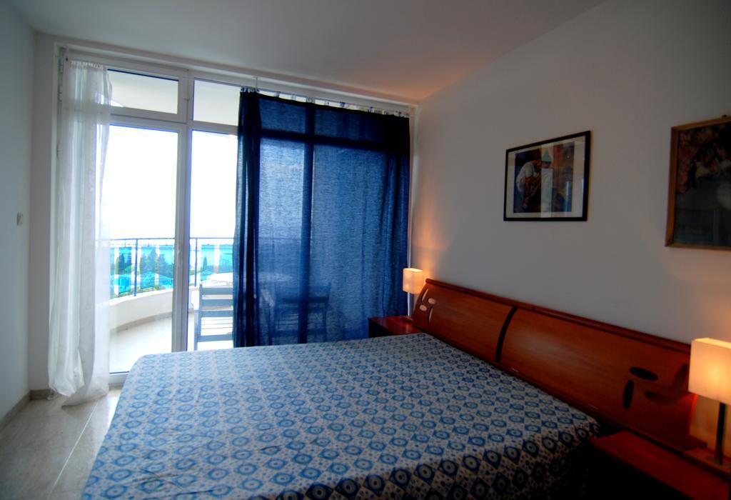 Baratero Vlas Marina Apartment Sveti Vlas Exterior photo